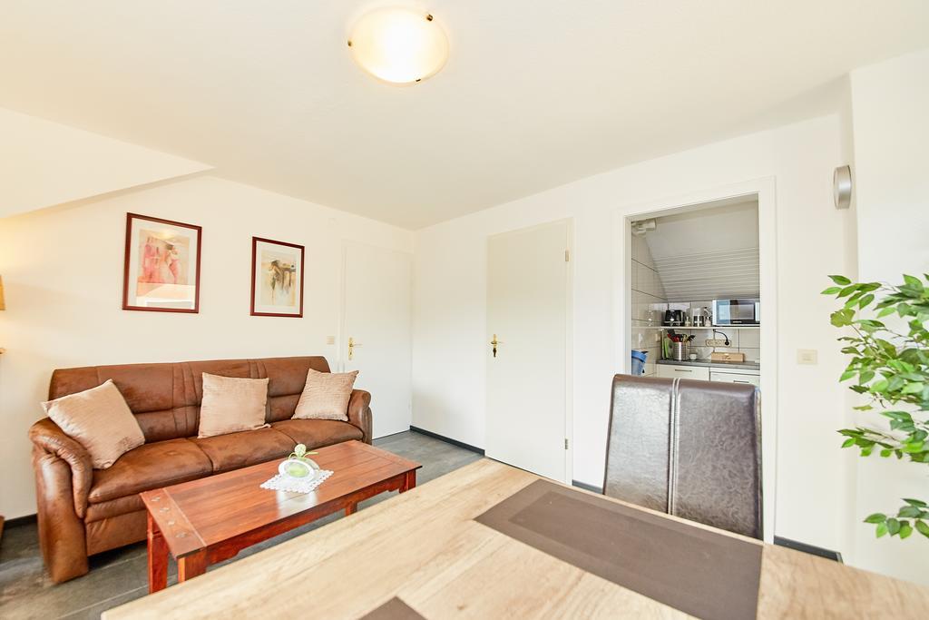 Haus Constanze Apartment *